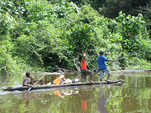 gendered spatial division of canoe 